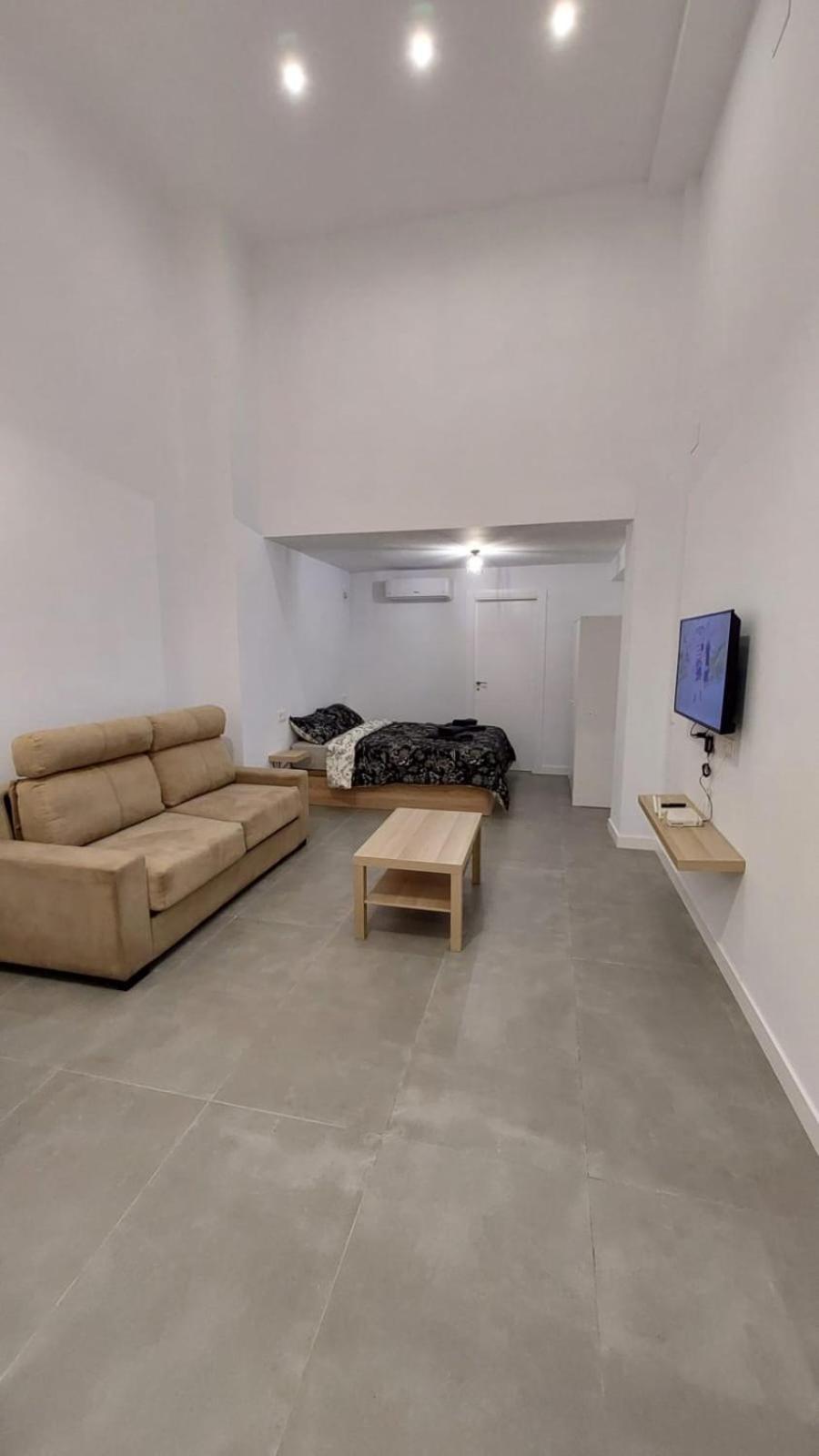 Luxury 1 A 5 Min De La Estacion De Bus Y Tren Maria Zambrano Apartment Malaga